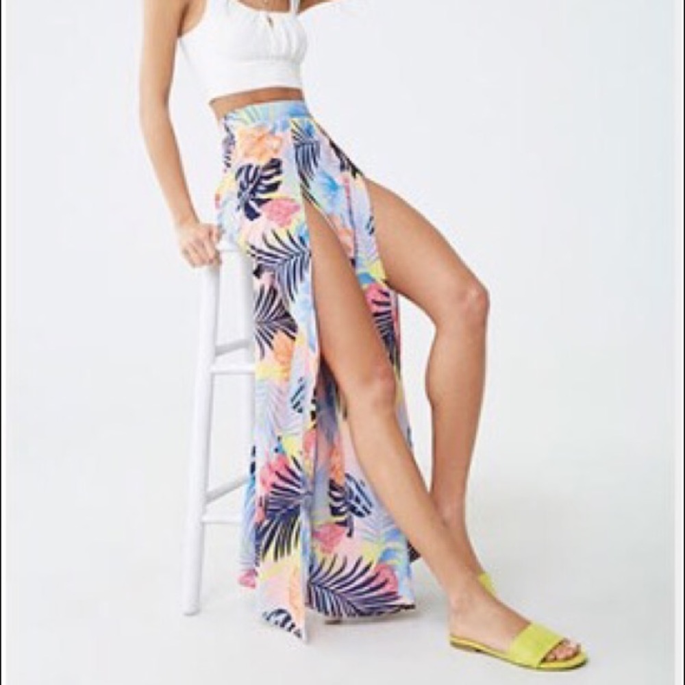 Tropical Floral Print Tulip Pants